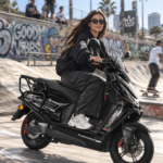 Y4-Scooter Elétrica 60V 24Ah (Preto )